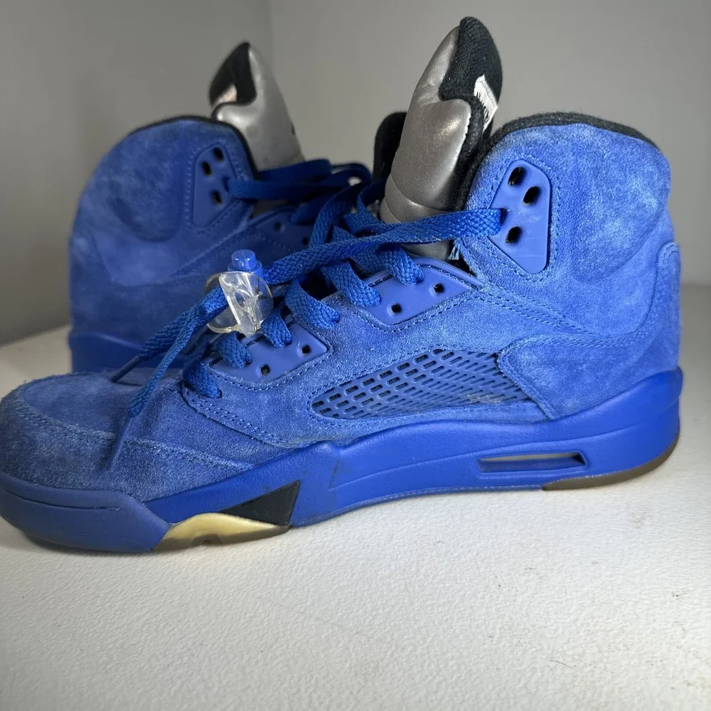 Size‎ 9.5 - Air Jordan 5 Retro Men's Sneakers Blue Suede (136027-401)